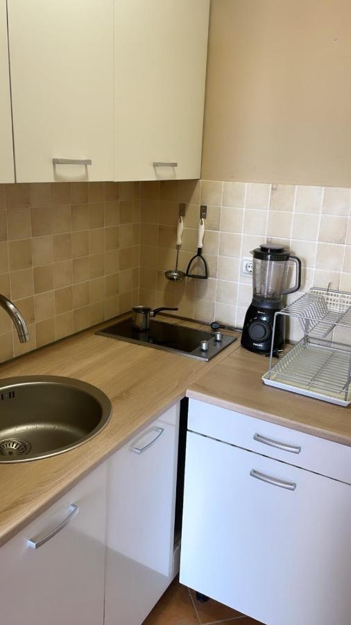 Stunning Lake And Mountain Views - Velkoski Apartments Ochryda Zewnętrze zdjęcie